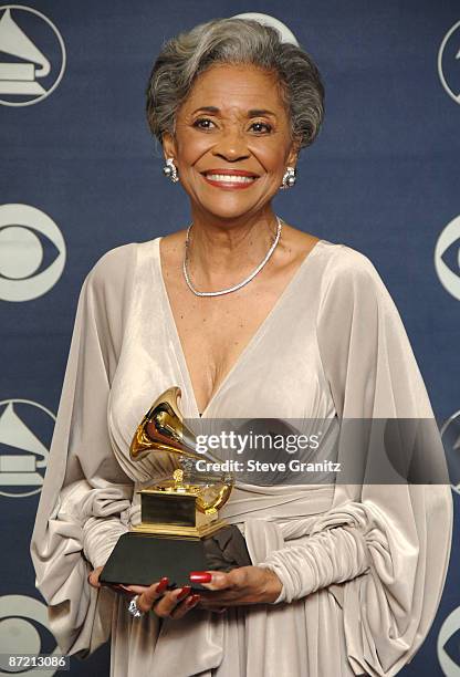 Nancy Wilson, winner Best Jazz Vocal for "Turn to Blue"