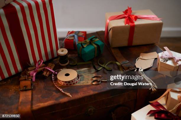 73 Suitcase Ribbon Stock Photos, High-Res Pictures, and Images - Getty ...