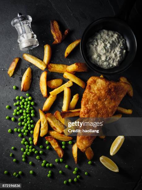 fish and chips - tartar sauce stock pictures, royalty-free photos & images