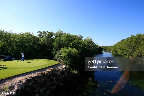 Fabian Gomez of Argentina plays his shot from the 17th tee during the first round of the OHL Classic at Mayakoba on November 9, 2017 in Playa del...