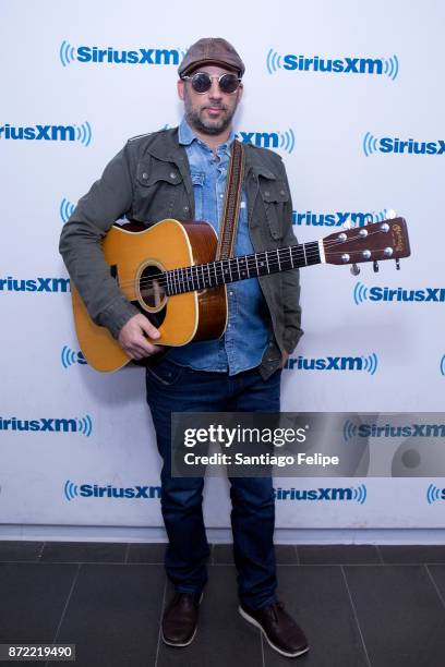 Jonah Smith visits SiriusXM Studios on November 9, 2017 in New York City.