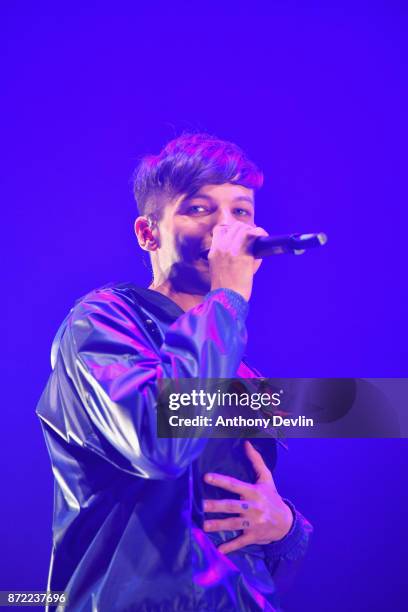 Louis Tomlinson performs on stage during Key 103 Live held at the Manchester Arena on November 9, 2017 in Manchester, England.