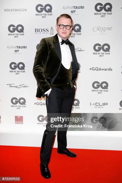 Jan-Henrik M. Scheper-Stuke arrives for the GQ Men of the year Award 2017 at Komische Oper on November 9, 2017 in Berlin, Germany.