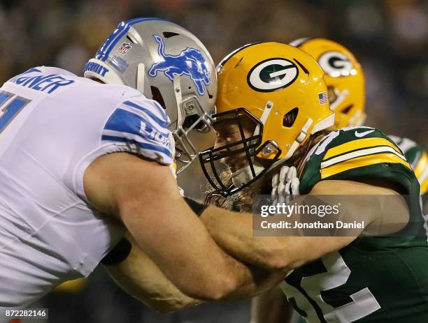 Clay Matthews of the Green Bay Packers rushes against Ricky Wagner of the Detroit Lions at Lambeau Field on September 28, 2017 in Green Bay,...