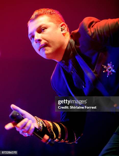 John Newman performs at Key 103 Live at Manchester Arena on November 9, 2017 in Manchester, England.