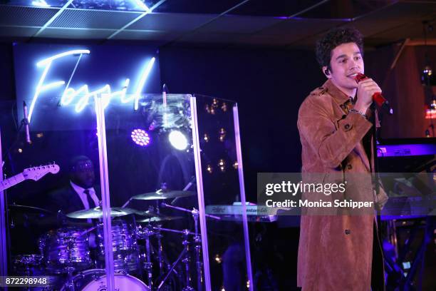 Austin Mahone performs on stage at the Fossil x Austin Mahone holiday event on November 9, 2017 in New York City.