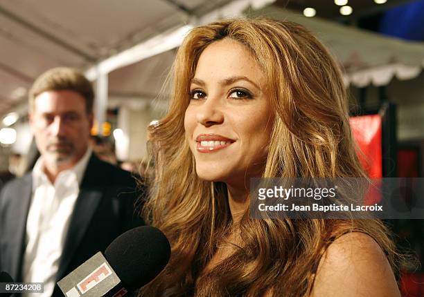 Singer Shakira arrives at the AFI FEST 2007 presented by Audi during the closing night gala screening of 'Love In The Time Of Cholera' held at the...