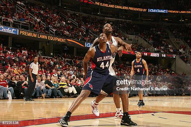 Solomon Jones of the Atlanta Hawks prepares to rebound against Darnell Jackson of the Cleveland Cavaliers in Game Two of the Eastern Conference...