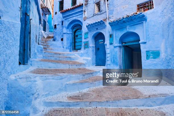 morocco, rif area, chefchaouen (chaouen) town, the blue city - morrocco bildbanksfoton och bilder