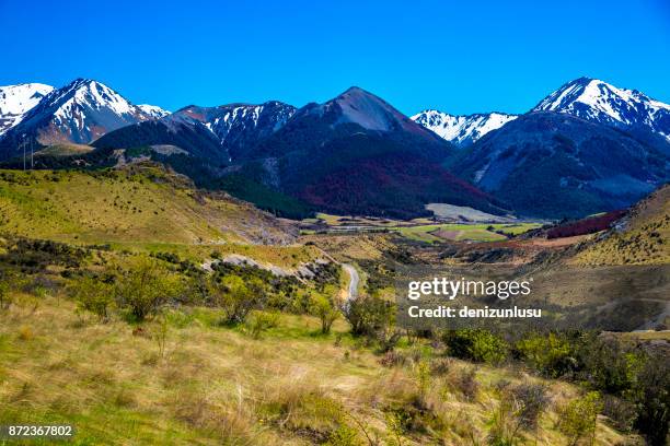southern alps of new zealand - mt thor new zealand stock pictures, royalty-free photos & images