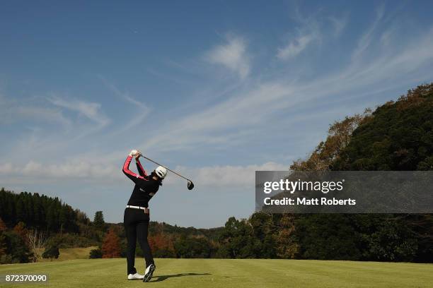 Yuting Seki of China hits her tee shot on the 3rd hole during the first round of the Itoen Ladies Golf Tournament 2017 at the Great Island Club on...