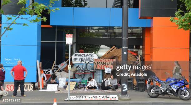 Group of protesters gather in Melbourne to urge the Australian government to end the refugee crisis on Manus Island on November 10, 2017.