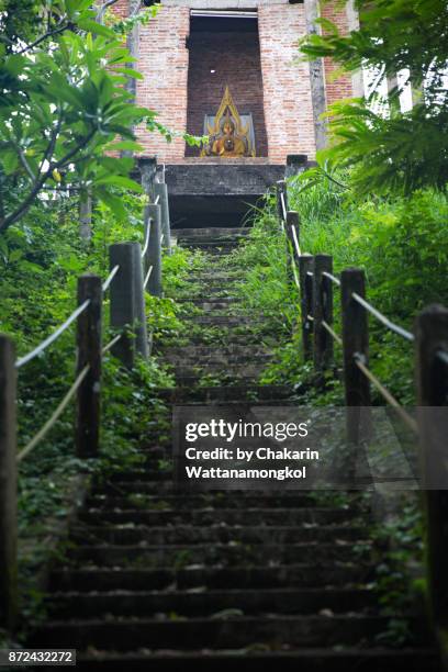 chanthaburi rural scene - abandoned temple chapel. - chanthaburi sea bildbanksfoton och bilder