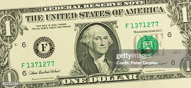 one us dollar bill. - banconota da 1 dollaro statunitense foto e immagini stock