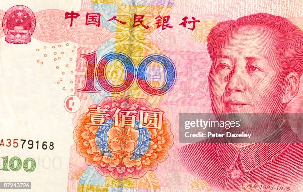 573 100 Yuan Banknoten Stock Photos, High-Res Pictures, and Images ...