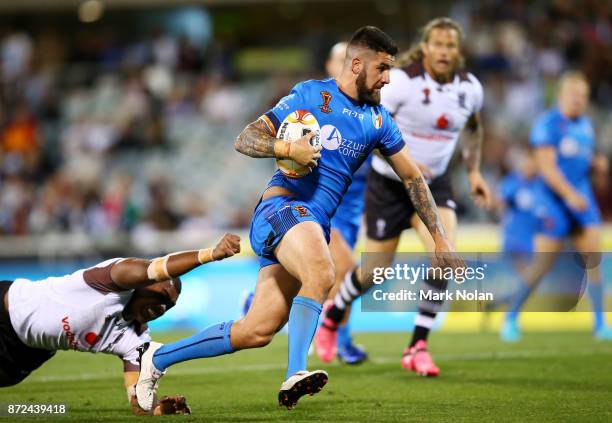 Mason Cerruto of Italy makes a line break during the 2017 Rugby League World Cup match between Fiji and Italy at Canberra Stadium on November 10,...