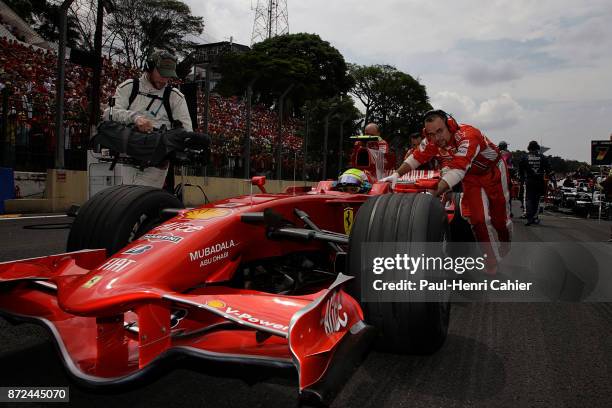 Felipe Massa, Ferrari F2008, Grand Prix of Brazil, Autodromo Jose Carlos Pace, Interlagos, Sao Paolo, 02 November 2008. Felipe Massa being pushed...