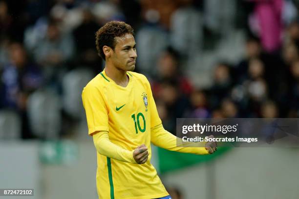 Neymar Jr of Brazil celebrate 0-1 during the International Friendly match between Japan v Brazil at the Stade Pierre Mauroy on November 10, 2017 in...