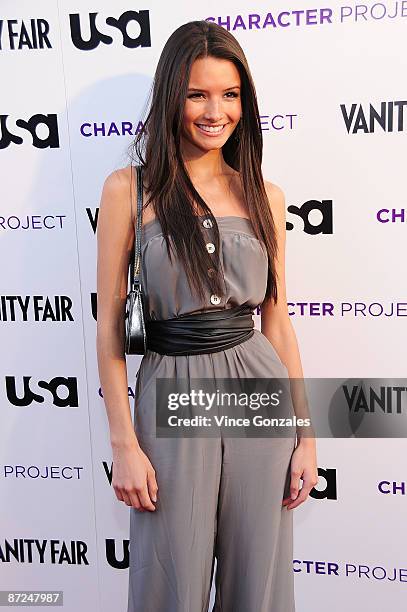 Actress Alice Greczyn arrives at Ace Gallery on May 14, 2009 in Los Angeles, California.