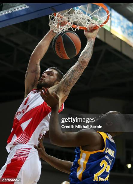 Vincent Poirier, #17 of Baskonia Vitoria Gasteiz competes with Charles Jenkins, #22 of Khimki Moscow Region in action during the 2017/2018 Turkish...