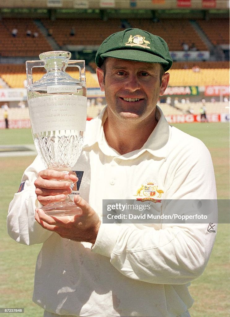 5th test Australia v England in Sydney 5-1-99 Aussie Captain MARK TAYLOR with the Ashes replica urn