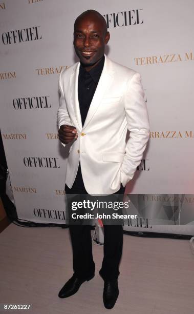 Actor Jimmy Jean-Louis attends the Martini Launch With L'Official at the Martini Beach during the 62nd Annual Cannes Film Festival on May 15, 2009 in...