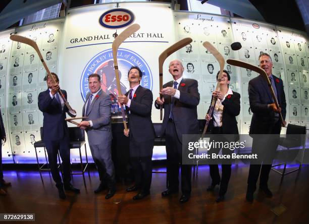 Teemu Selanne, Mark Recchi, Paul Kariya,Jeremy Jacobs, Danielle Goyette and Dave Andreychuk take part in a media opportunity at the Hockey Hall Of...