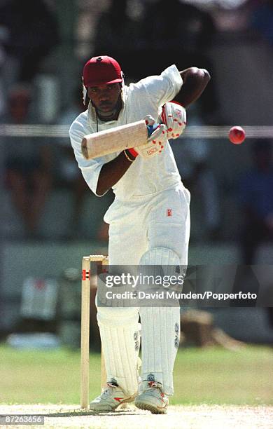 Keith Simple Keith Semple Photos and Premium High Res Pictures - Getty Images