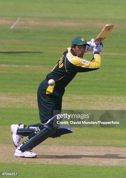 Latif Rashid Photos and Premium High Res Pictures - Getty Images