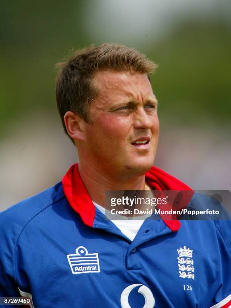 Cricket: Nat West Series 2002 England v Sri Lanka at Old Trafford DARREN GOUGH / ENGLAND