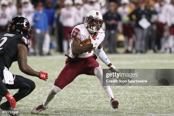 Temple Owls running back David Hood carries the ball during the game against the Temple Owls and the Cincinnati Bearcats on November 10th, 2017 at...