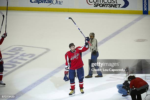 Washington Capitals Alex Ovechkin before game vs Pittsburgh Penguins. Game 7 Washington, DC 5/13/2009 CREDIT: Lou Capozzola