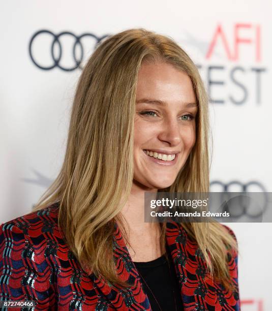 Elizabeth Gilpin Photos and Premium High Res Pictures - Getty Images