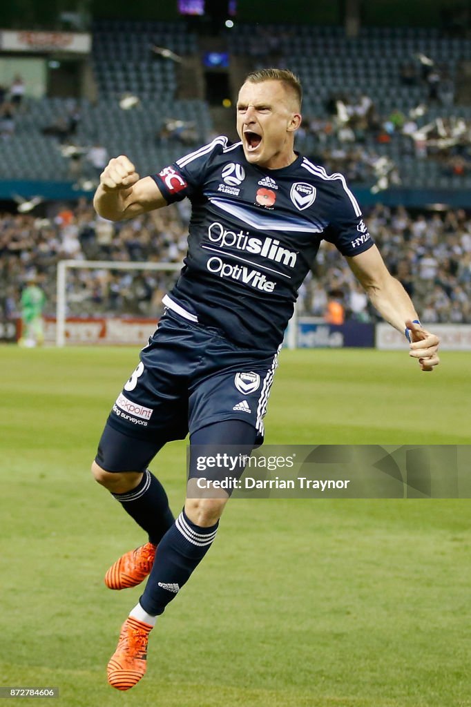 A-League Rd 6 - Melbourne v Brisbane