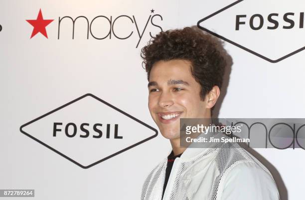 Singer/songwriter Austin Mahone visits Macy's Herald Square at Macy's Herald Square on November 10, 2017 in New York City.
