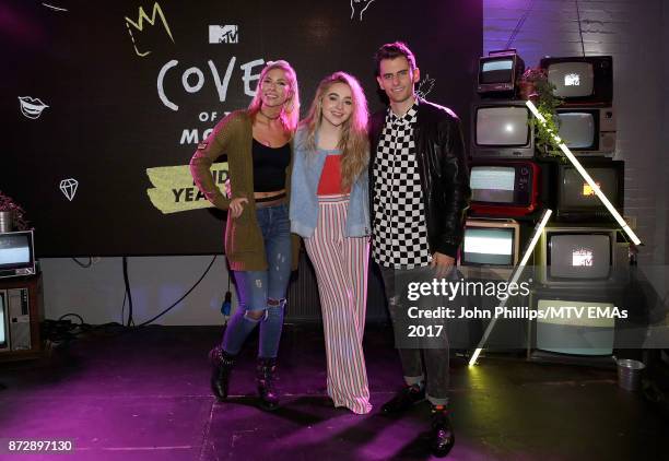 Mike Tompkins and Andie Case winners of the Cover of The Year Award, pose with Sabrina Carpenter during the MTV EMAs 2017 Breaks Sessions on November...