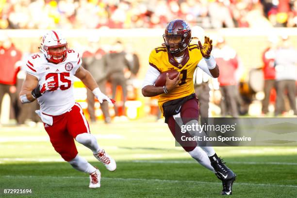 Minnesota Golden Gophers quarterback Demry Croft rushes in the 3rd quarter during the Big Ten Conference game between the Nebraska Cornhuskers and...