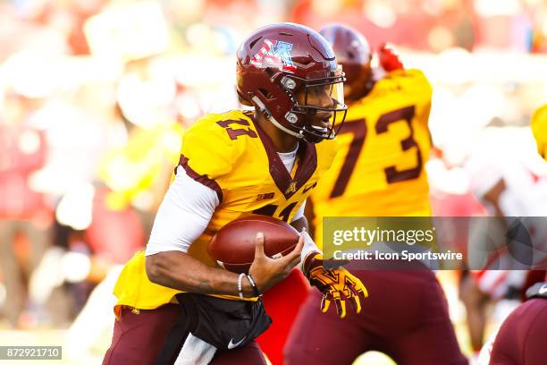 Minnesota Golden Gophers quarterback Demry Croft rushes in the 4th quarter during the Big Ten Conference game between the Nebraska Cornhuskers and...