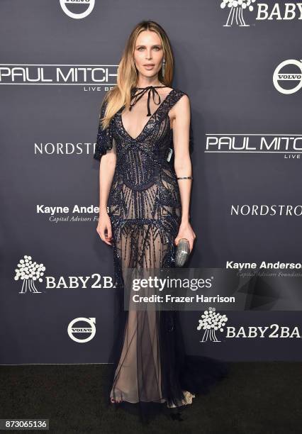 Sara Foster attends the 2017 Baby2Baby Gala at 3LABS on November 11, 2017 in Culver City, California.