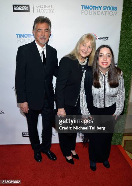 Joe Mantegna, Arlene Vrhel and Mia Mantegna attend AMT's 2017 D.R.E.A.M. Gala at Montage Beverly Hills on November 11, 2017 in Beverly Hills,...