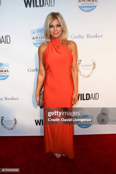 Donna D'Errico arrives at the Evening with WildAid at the Beverly Wilshire Four Seasons Hotel on November 11, 2017 in Beverly Hills, California.