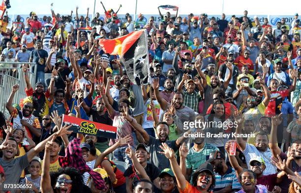 Papua New Guinean fans show their support during the 2017 Rugby League World Cup match between Papua New Guinea and the United States on November 12,...