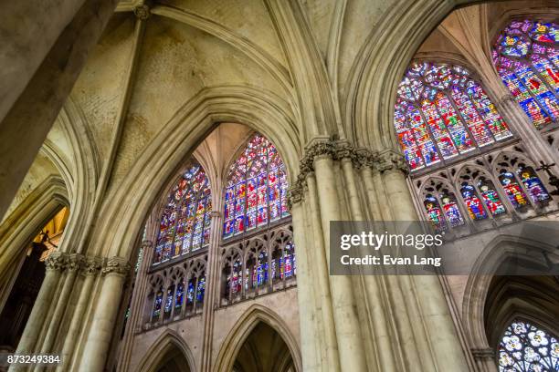 the cathédrale saint-pierre saint-paul - troyes champagne ardenne stockfoto's en -beelden