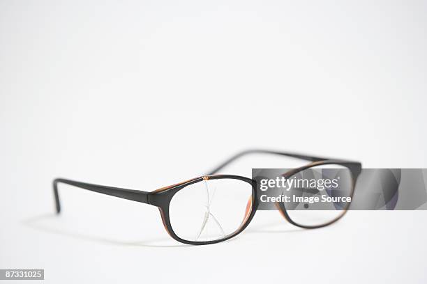 broken glasses - broken spectacles stock pictures, royalty-free photos & images