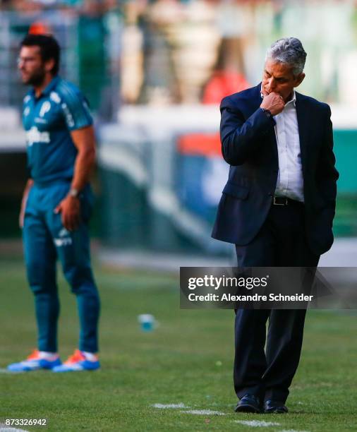 Reinaldo Rueda, headcoach of Flamengo in action during the match between Palmeiras and Flamengo for the Brasileirao Series A 2017 at Allianz Parque...