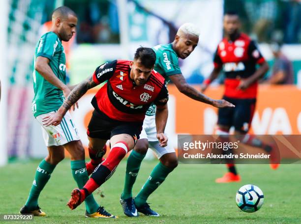 Felipe Vizeu of Flamengo in action during the match between Palmeiras and Flamengo for the Brasileirao Series A 2017 at Allianz Parque Stadium on...