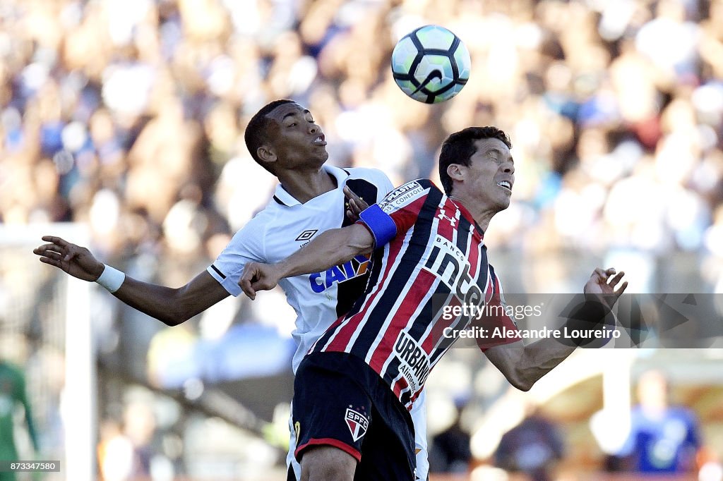 Vasco da Gama v Sao Paulo - Brasileirao Series A 2017