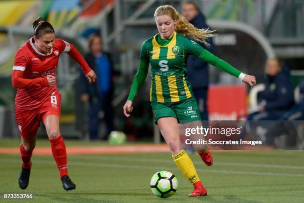 Sherida Spitse of FC Twente, Nadine Noordam of ADO Den Haag during the Dutch Eredivisie Women match between ADO Den Haag v Fc Twente at the Cars...