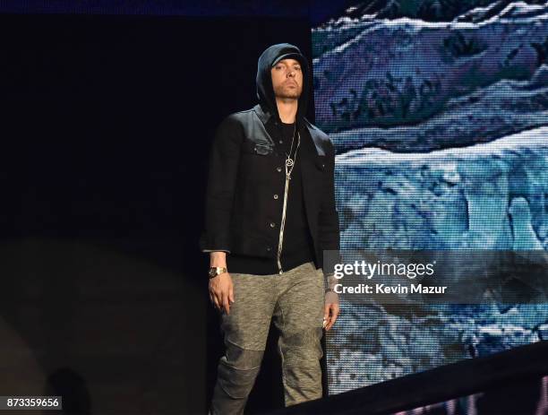 M M The Rapper Eminem Photos and Premium High Res Pictures - Getty Images