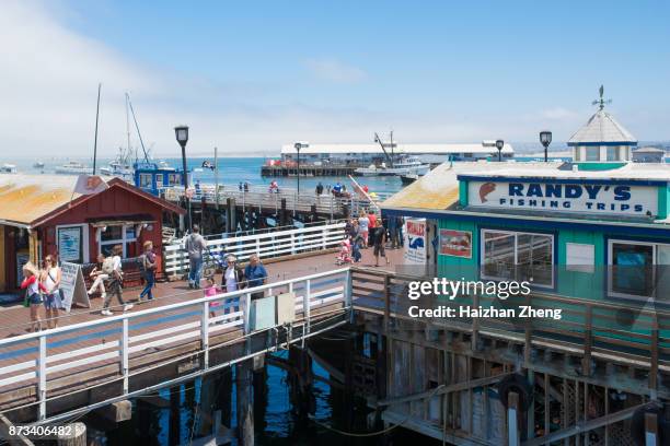 fisherman's wharf, monterey, ca - cidade de monterey califórnia - fotografias e filmes do acervo